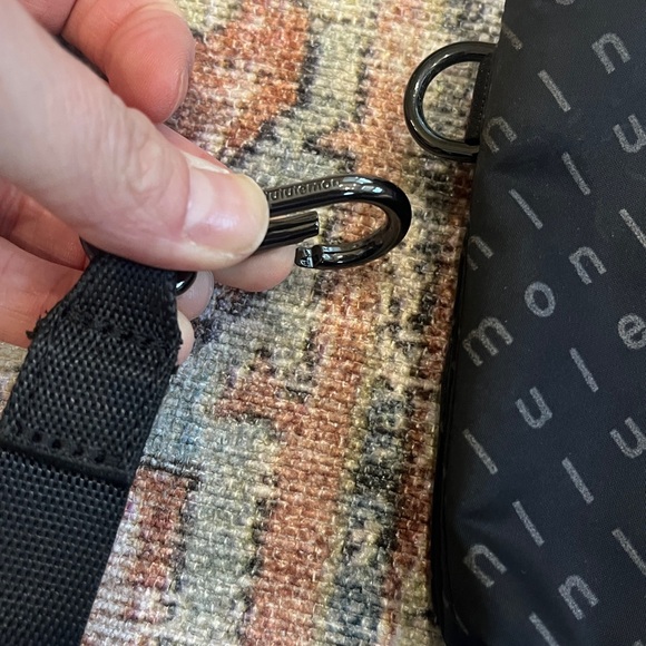 Lululemon wristlet wallet - Picture 8 of 8